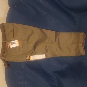 Oneonta women crop, size 12, olive with braided belt